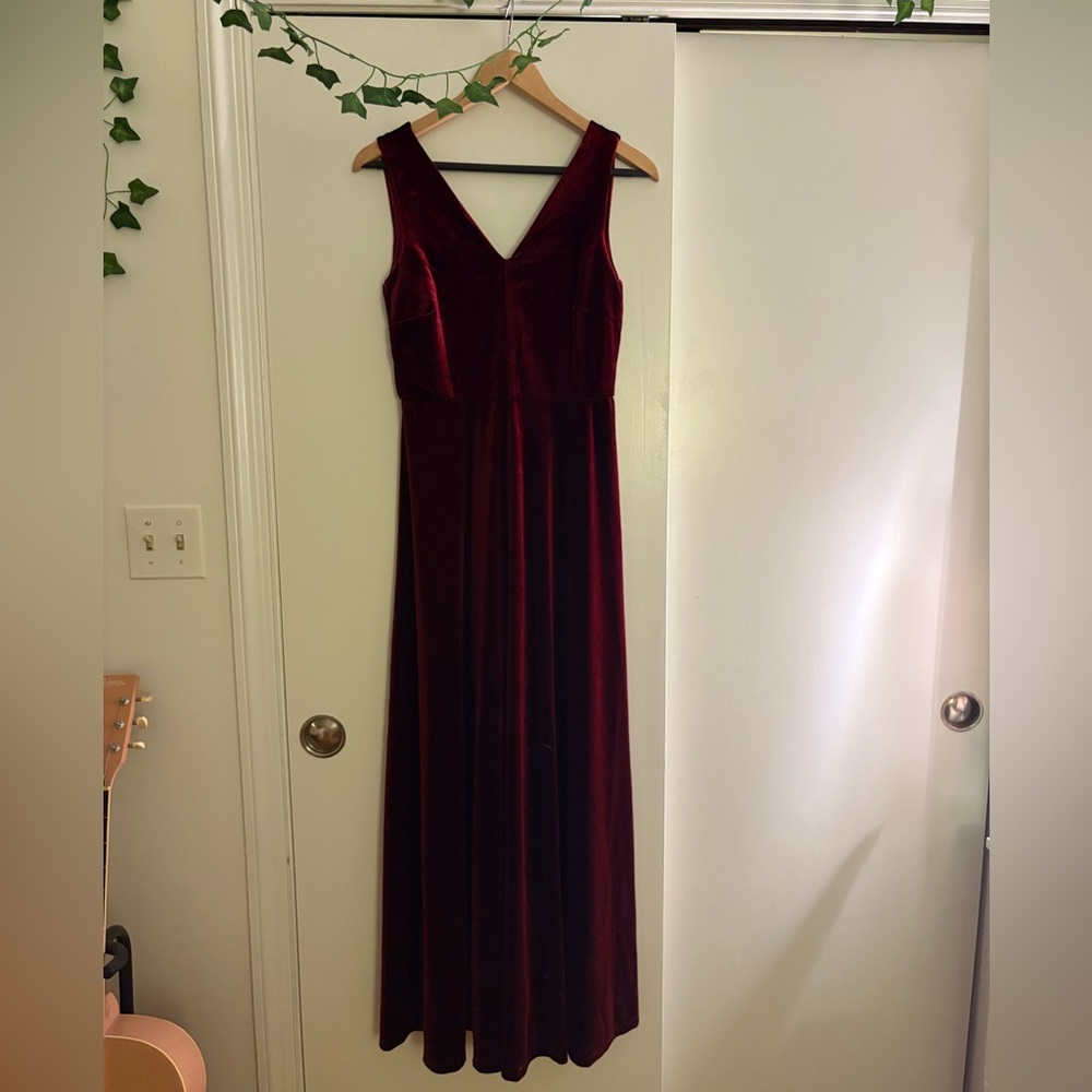 Red Velvety Sleeveless V-Neck Maxi Gown
